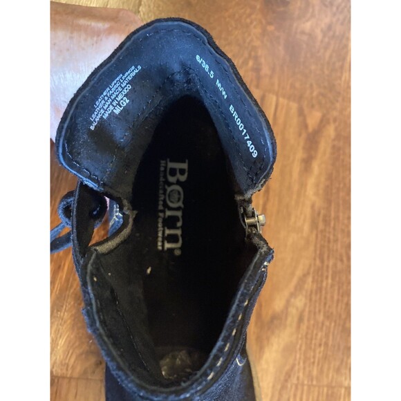 Born Wynter Ankle Boots Black Distressed Leather Tassel Women's Size 6 NWOB - Picture 10 of 11